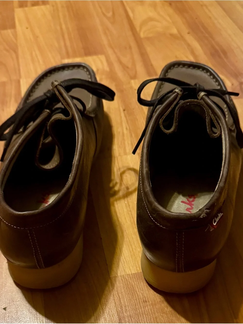 Clarks Men's Brown Leather Chukka Boots with Black Laces